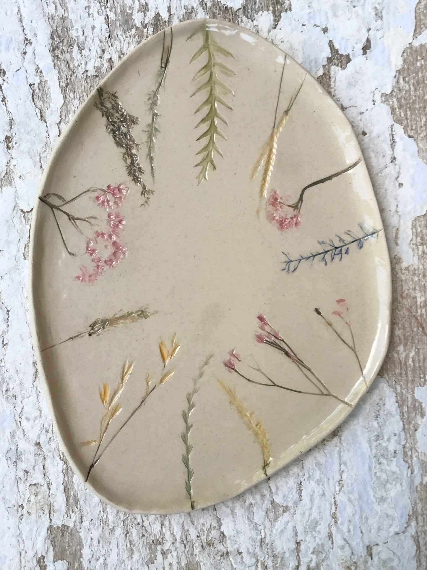 Asymmetric wild grasses ceramic serving centrepiece platter