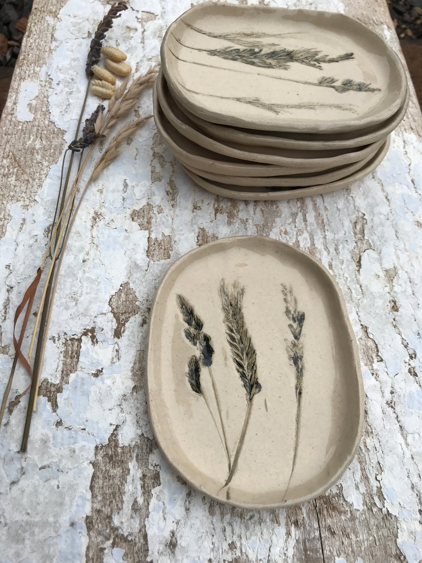 Natural meadow grasses oval ceramic side dish