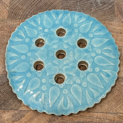 Flower frog ceramic vase toppers to arrange stem flowers beautifully | original and frill-edge options