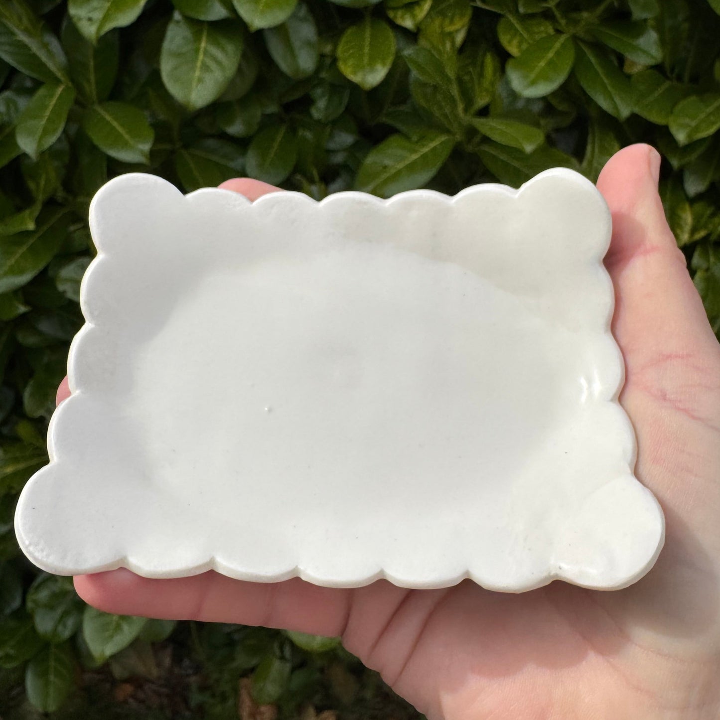 White porcelain scalloped edge trinket and soap dish